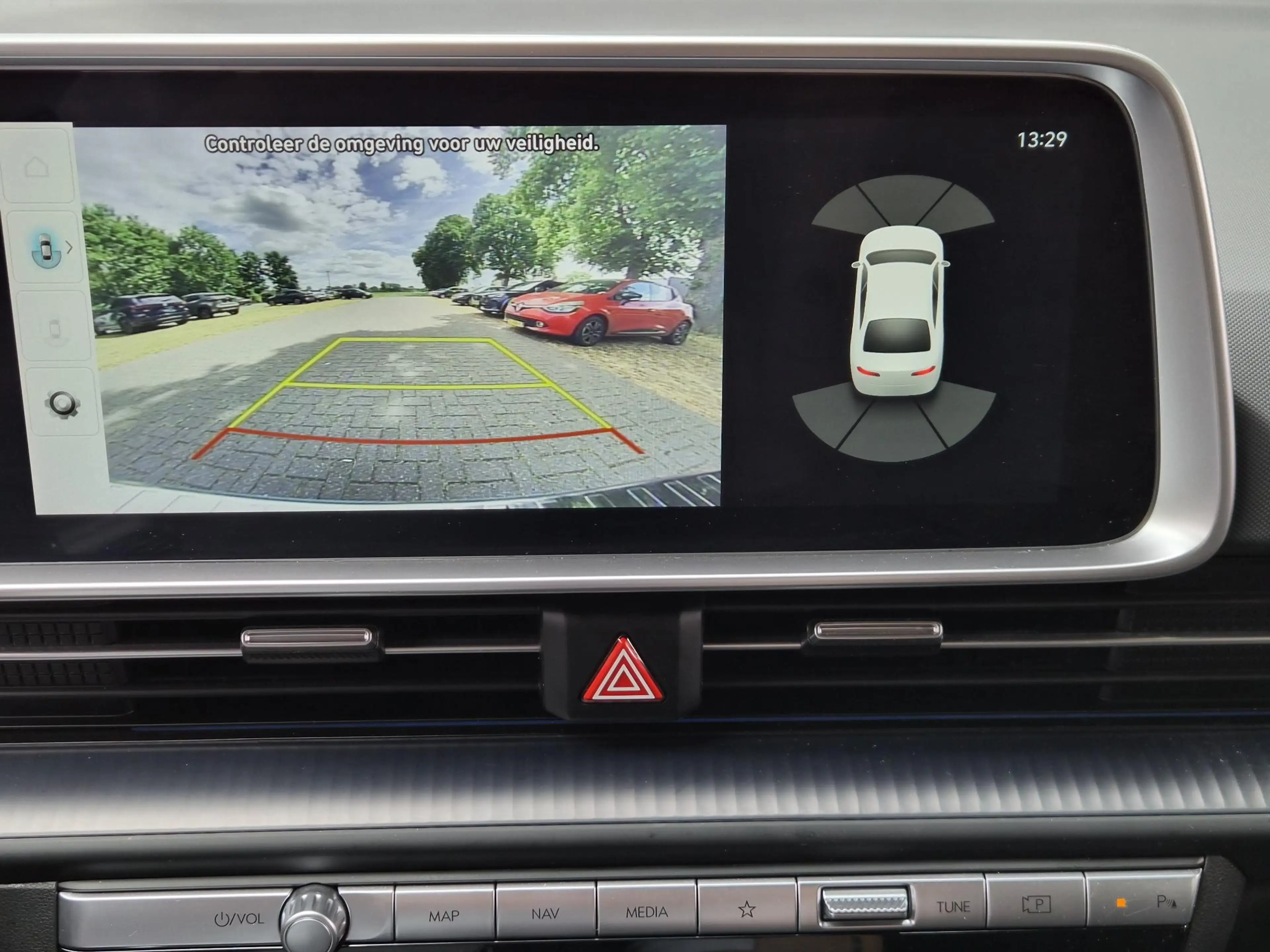 Hyundai IONIQ 6 Connect 53 kWh / SOH 100% / warmtepomp / Dealer on — photo 6