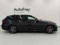 BMW 330 e xDrive Schwarz - thumbnail 3