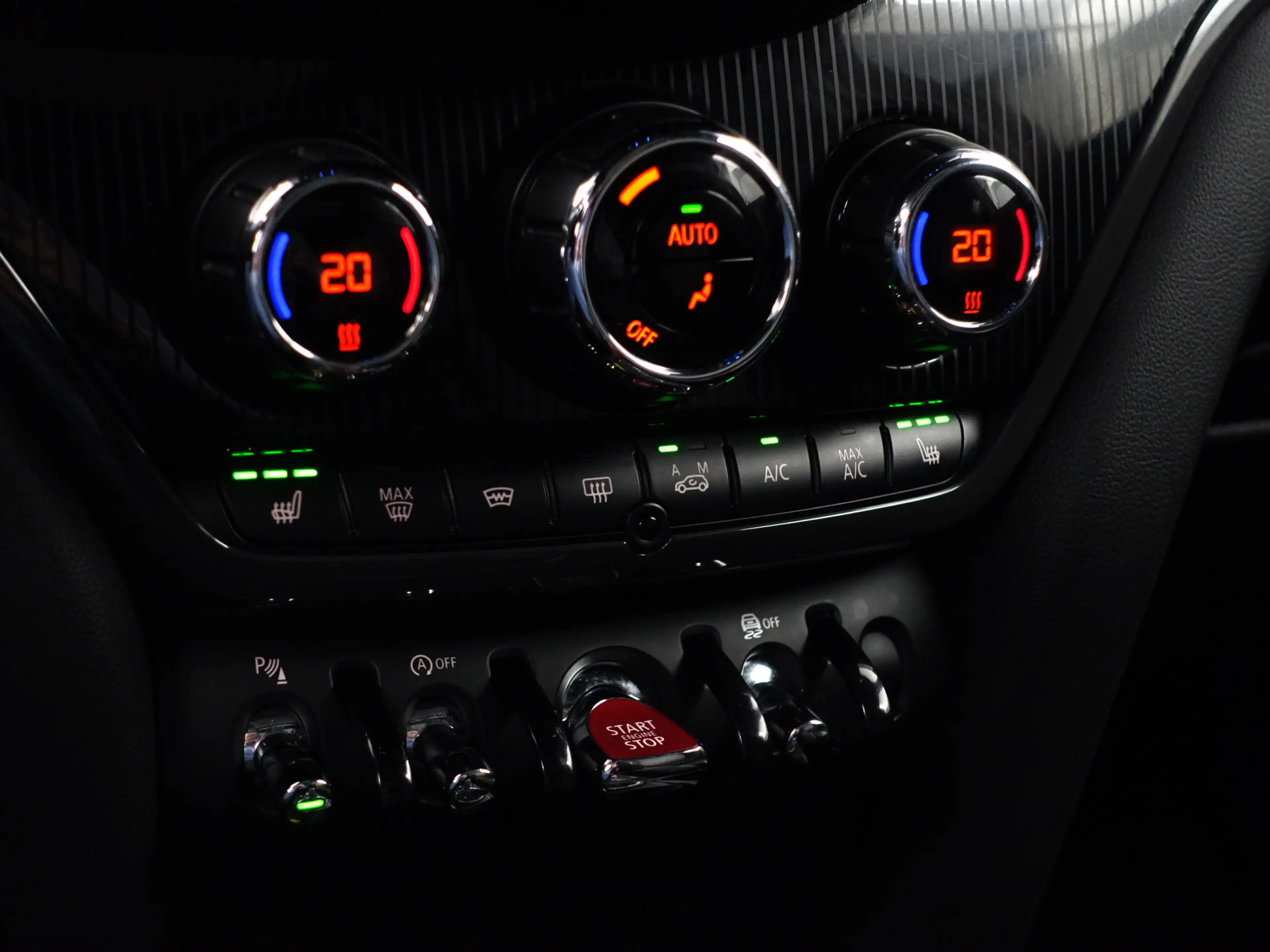 MINI Cooper S Countryman Mini 2.0 192pk John Cooper Works Aut- Two Tone, Pa — photo 13