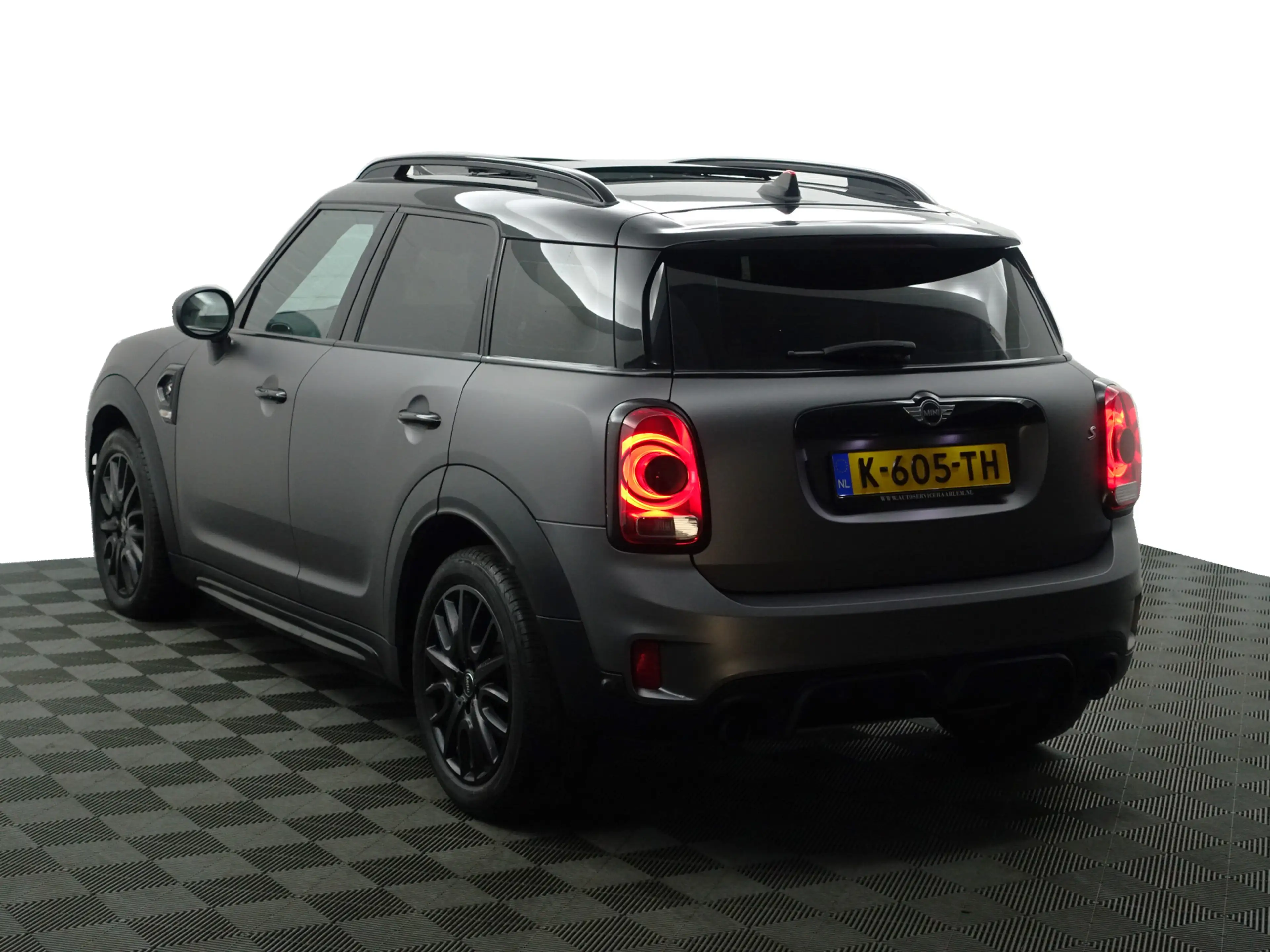 MINI Cooper S Countryman Mini 2.0 192pk John Cooper Works Aut- Two Tone, Pa — photo 5