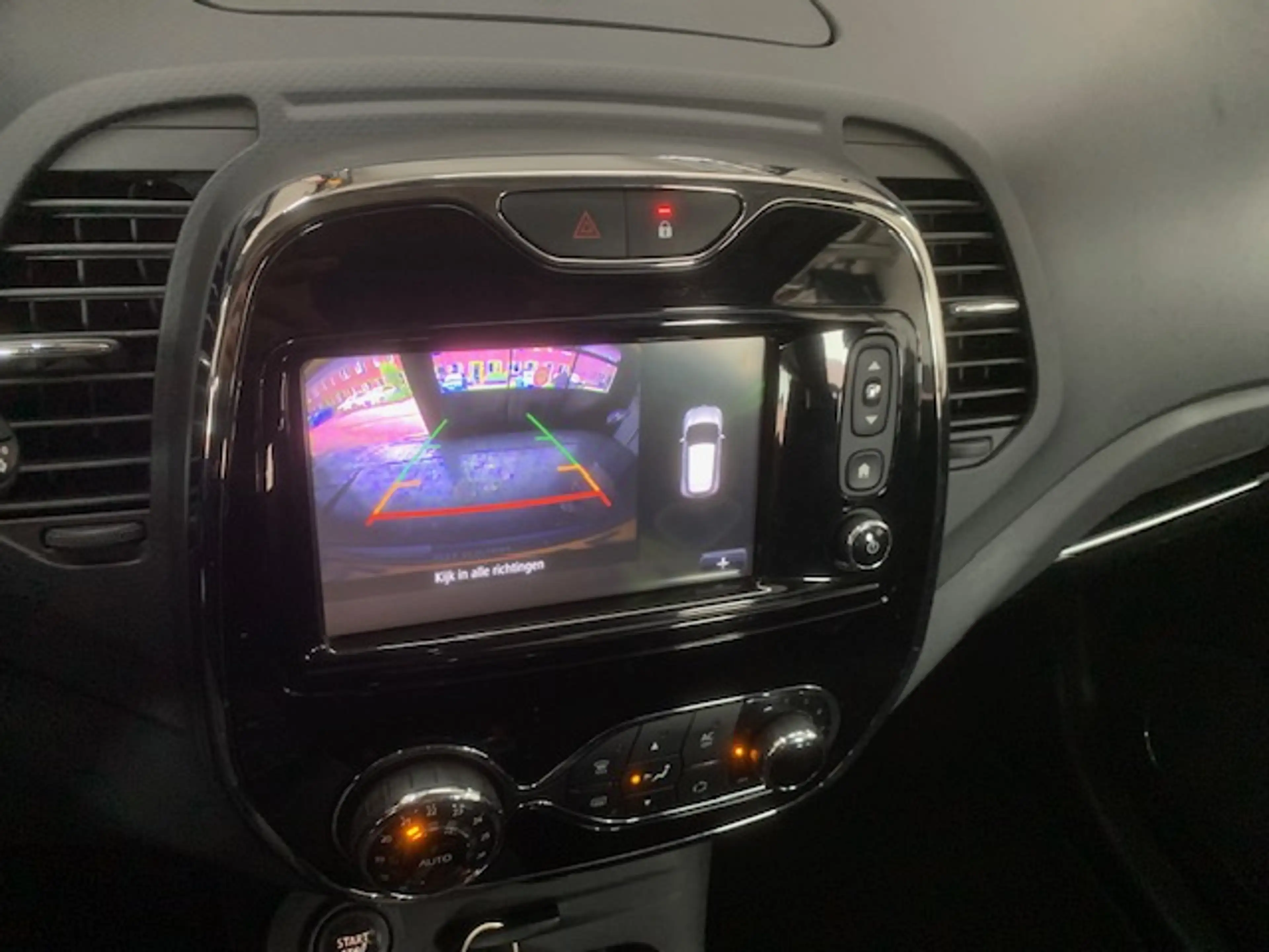 Renault Captur 0.9 TCe Dynamique, navigatie, achteruitcamera . — photo 9