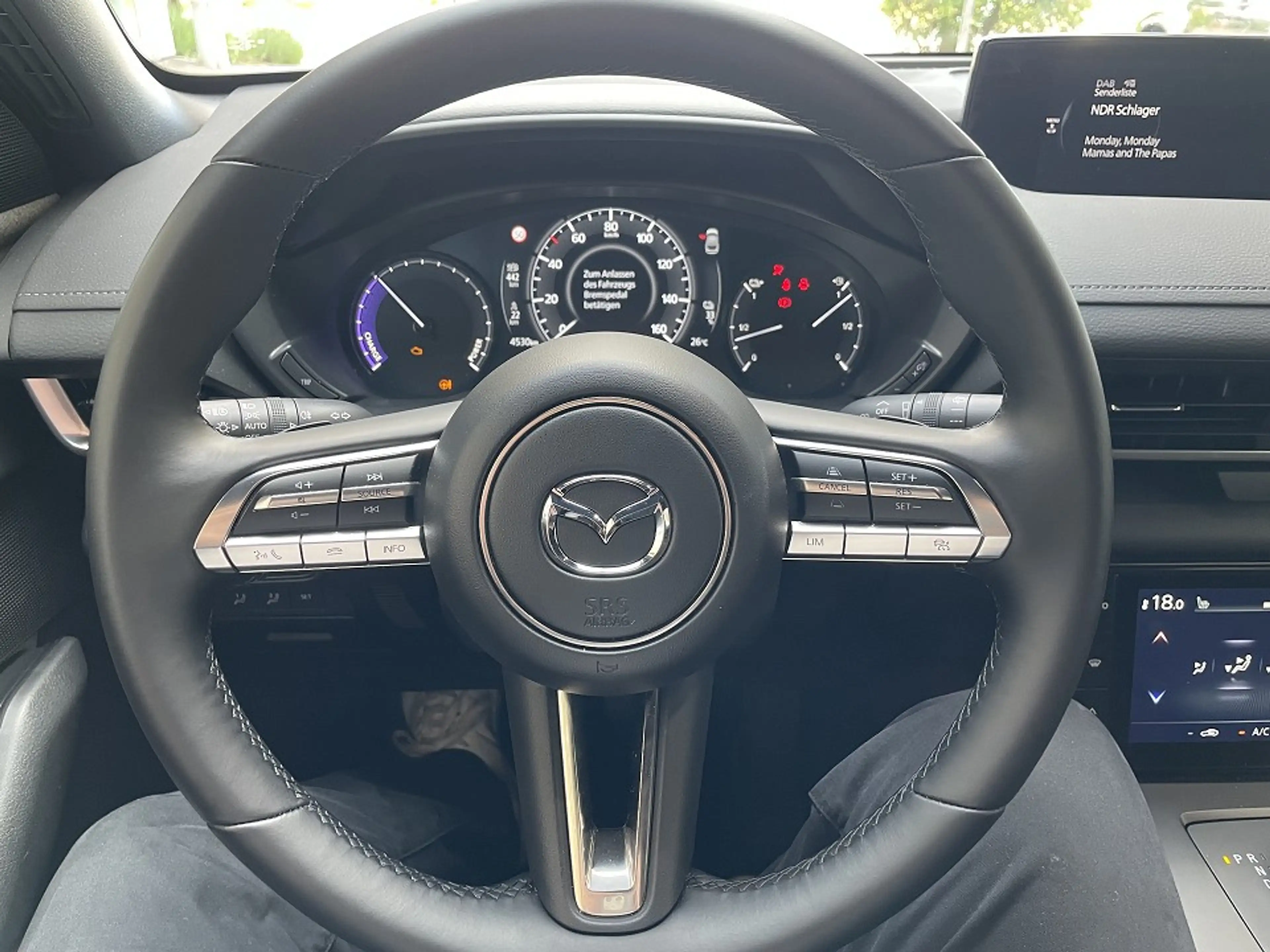 Mazda MX-30 e-SKYACTIV R-EV Advantage — photo 7
