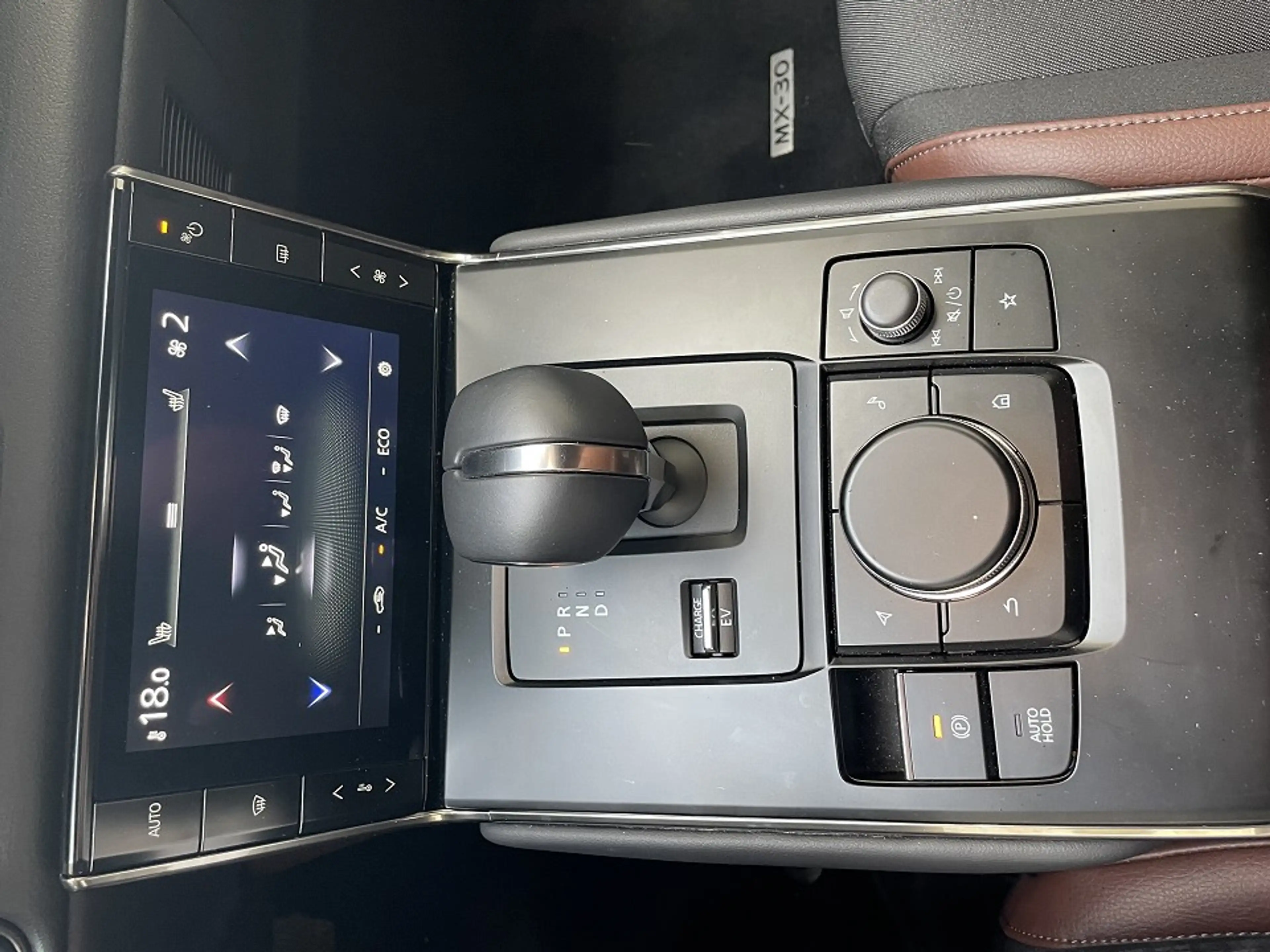 Mazda MX-30 e-SKYACTIV R-EV Advantage — photo 9