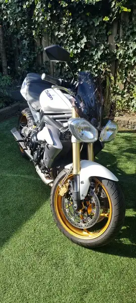 Triumph Street Triple 675 - foto 3