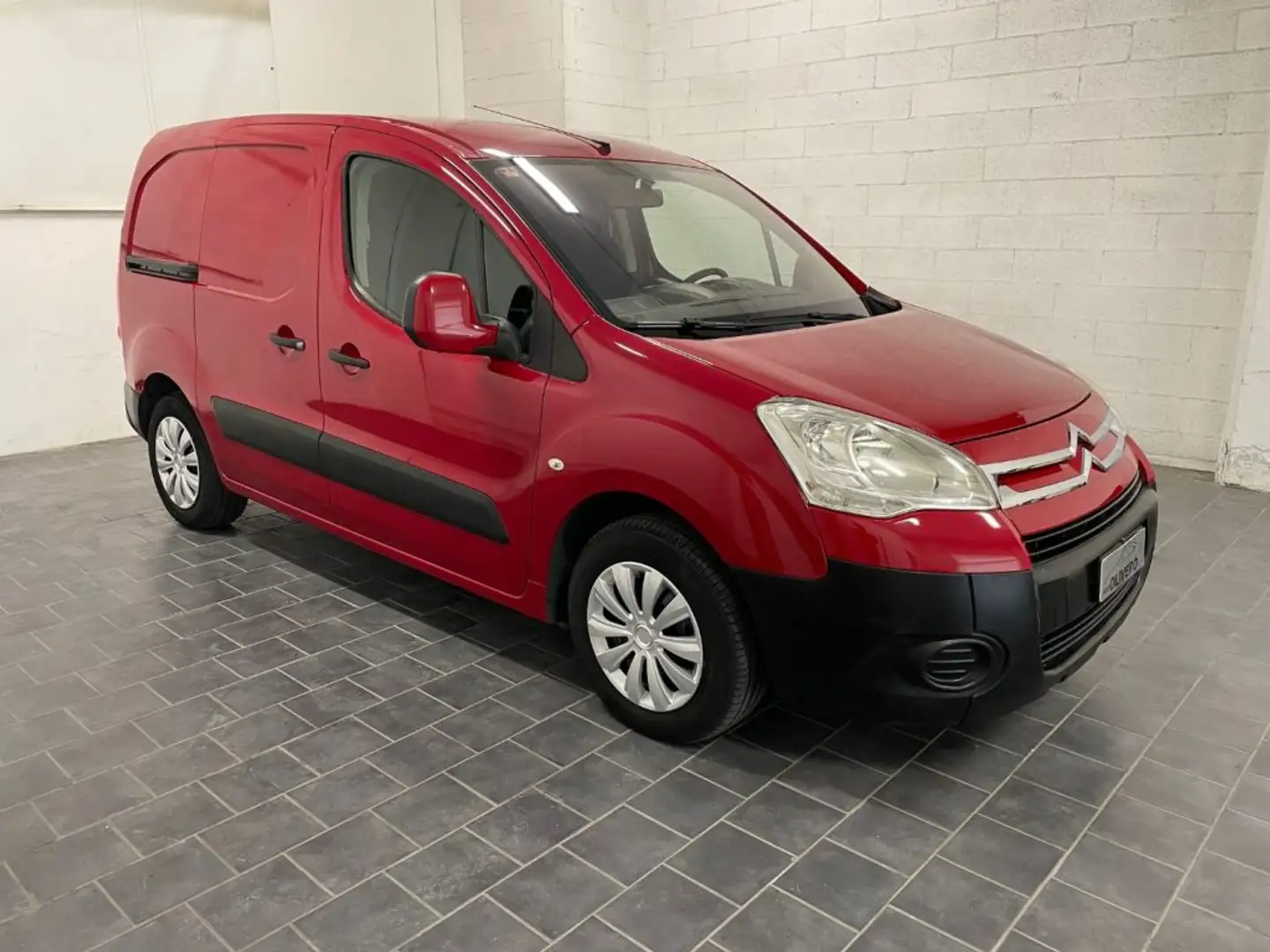 Citroen Berlingo 1.6 HDi 90CV Van 3 posti Rood - 1