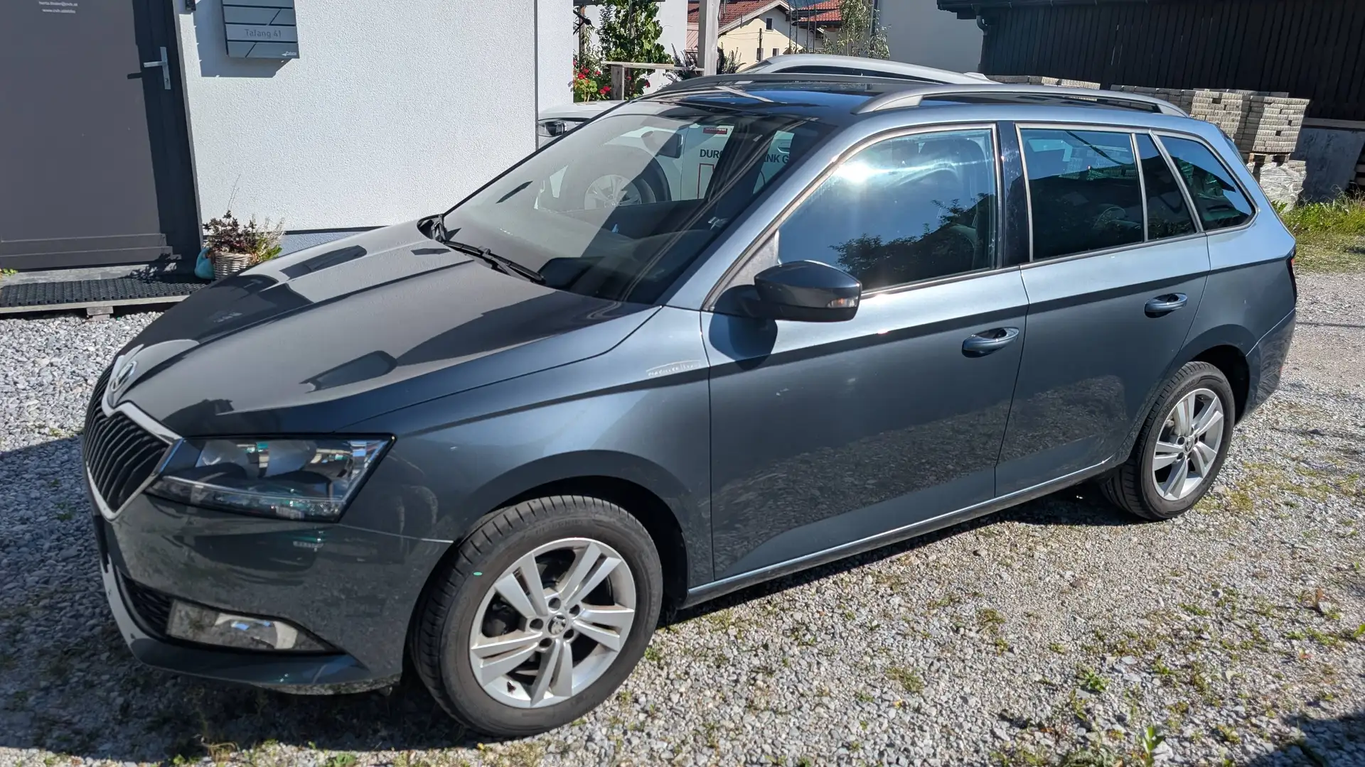 Skoda Fabia Fabia Combi Ambition 1,0 TSI Ambition Grau - 2