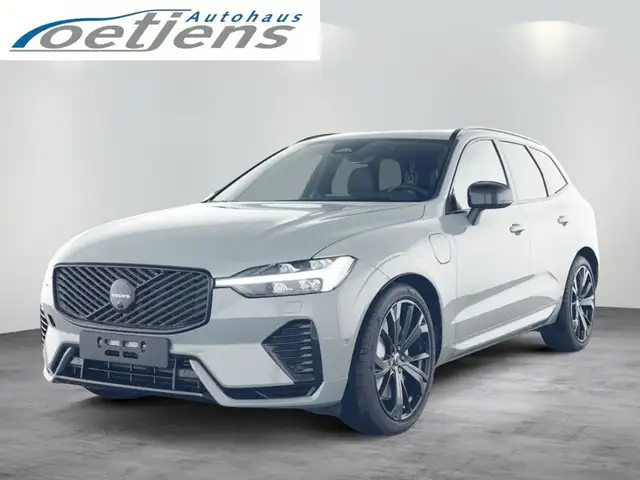 Volvo XC60 T8 AWD Ultra Black Ed. Massage Luft HUD B&W