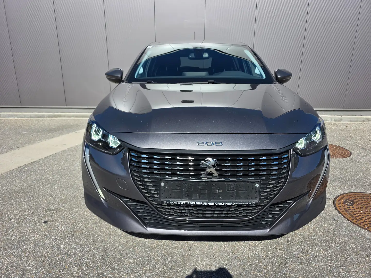 Peugeot 208 Allure Pack Grau - 1