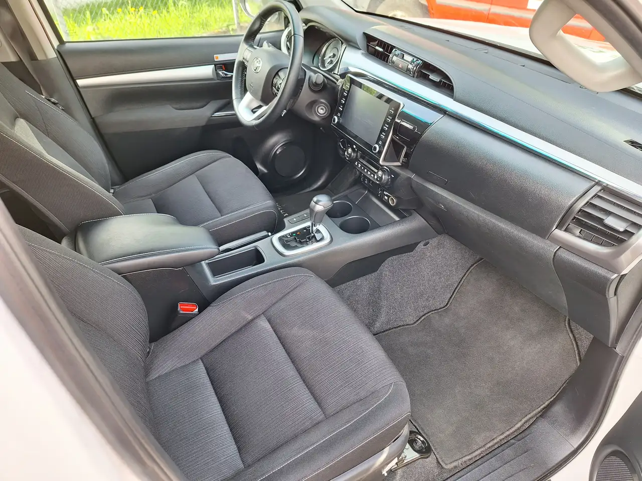 Toyota Hilux