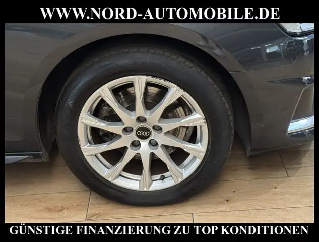 Audi A4 view 13