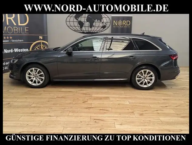 Audi A4 view 7