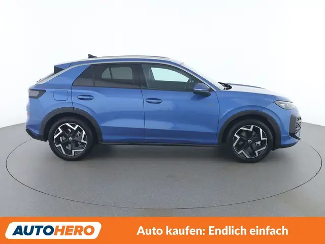 Volkswagen T-Roc view 7