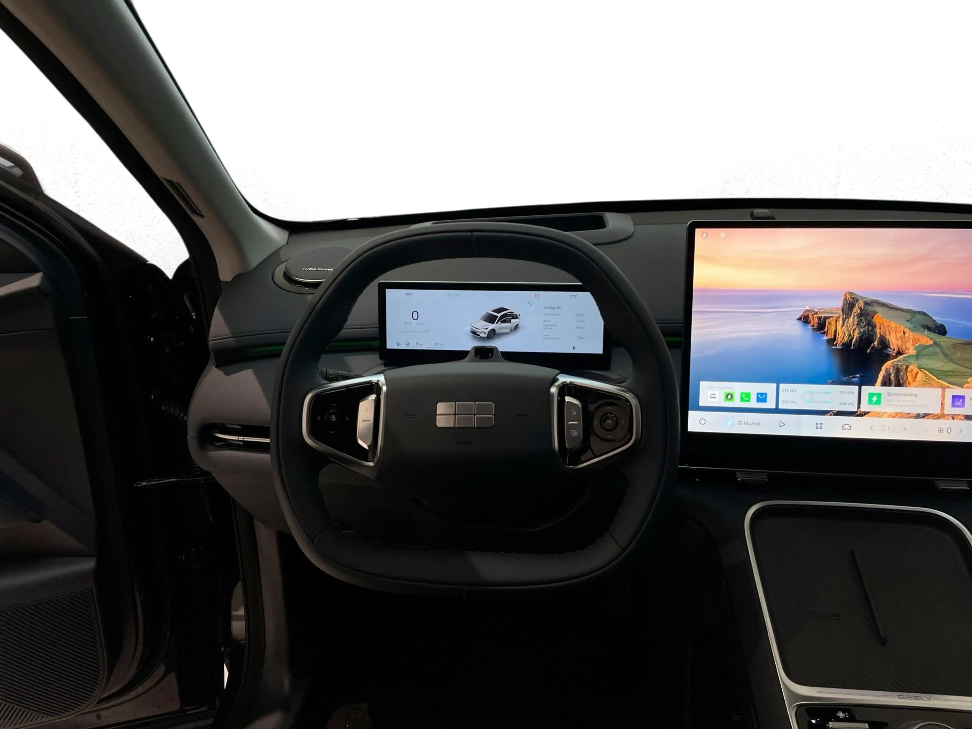Geely Starray EM-i 1.5 Max+ AppleCarplay | Headup Display | Panoramad — photo 11