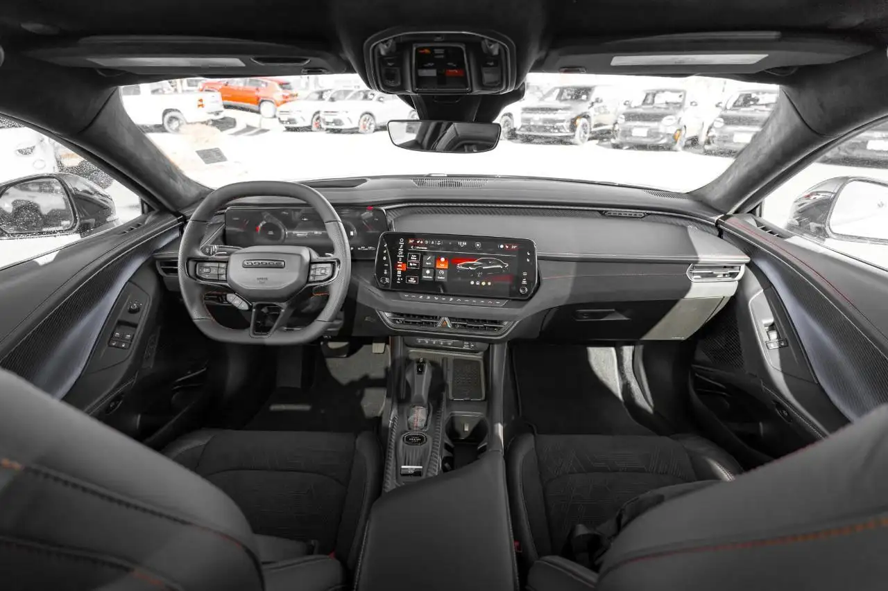 Dodge Charger снимка Dodge Charger