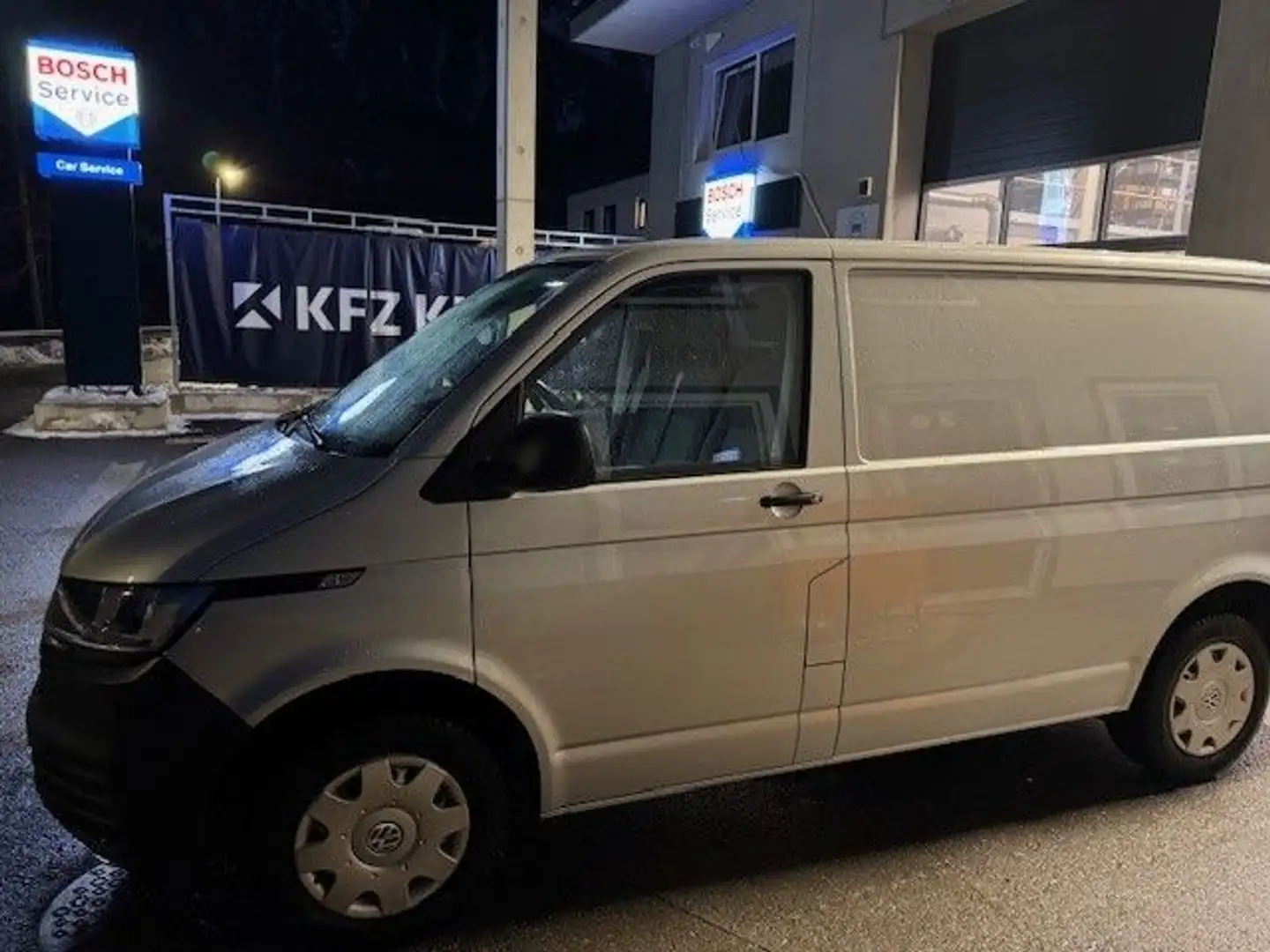 Volkswagen T6.1 Transporter  Kasten Silber - 2