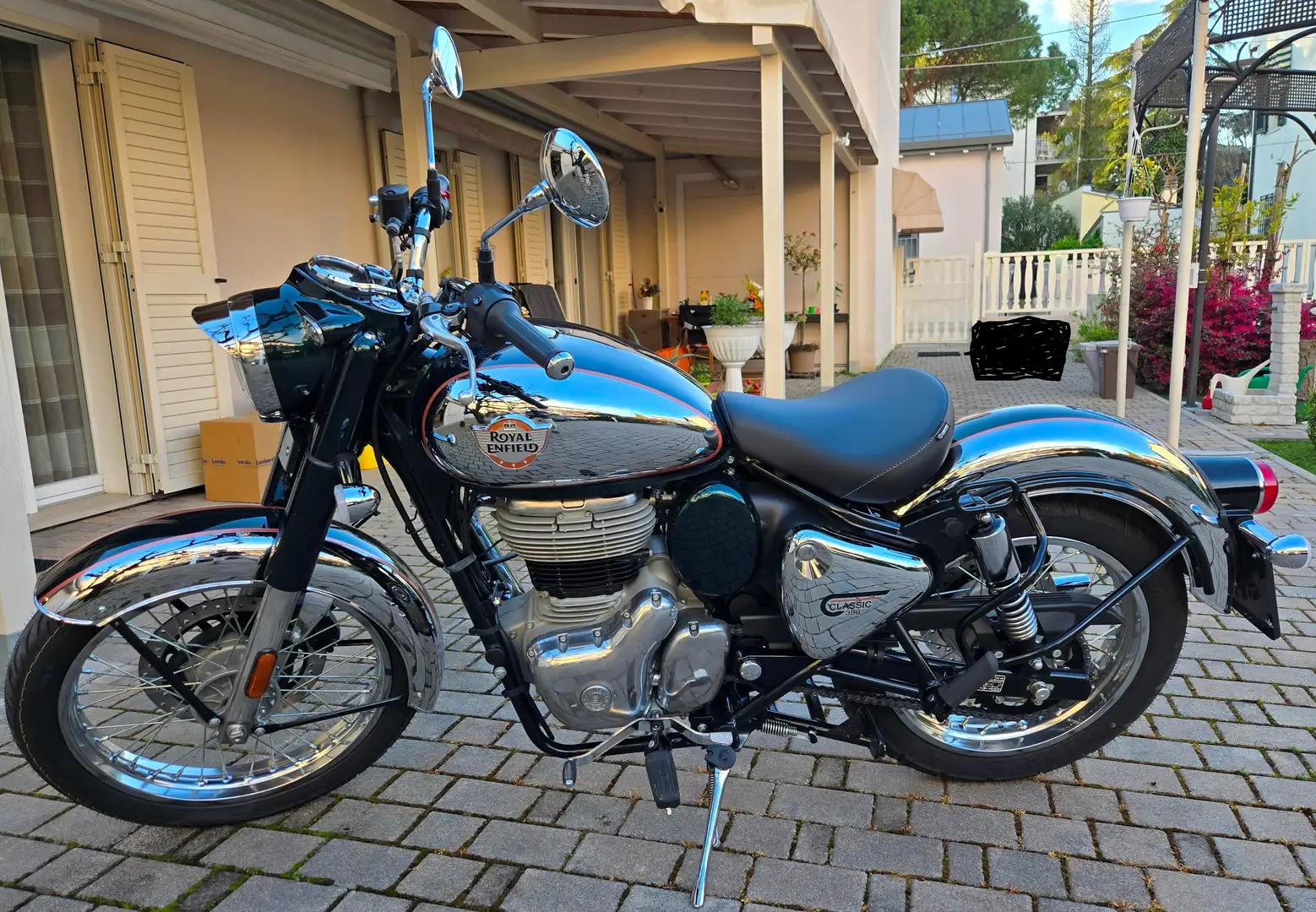 Royal Enfield Classic Classic 350 - 2025 Vert - 1