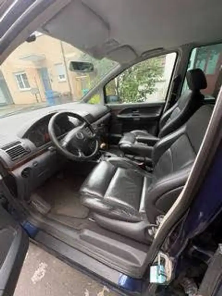 Volkswagen Sharan 2.8 VR6 SyncroComfortline Family, foto 2