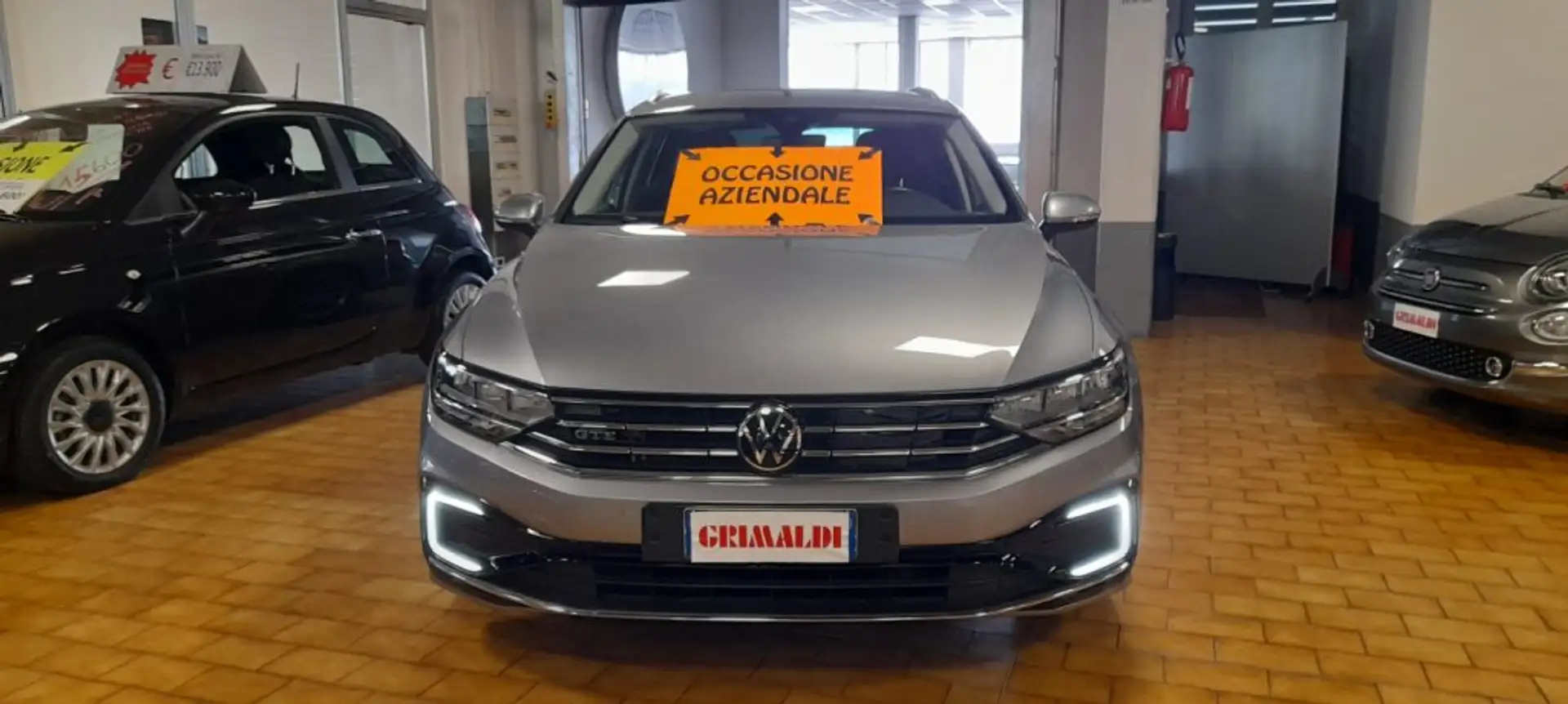 Volkswagen Passat Variant 1.4 GTE DSG Plug-In-Hybrid Grigio - 2