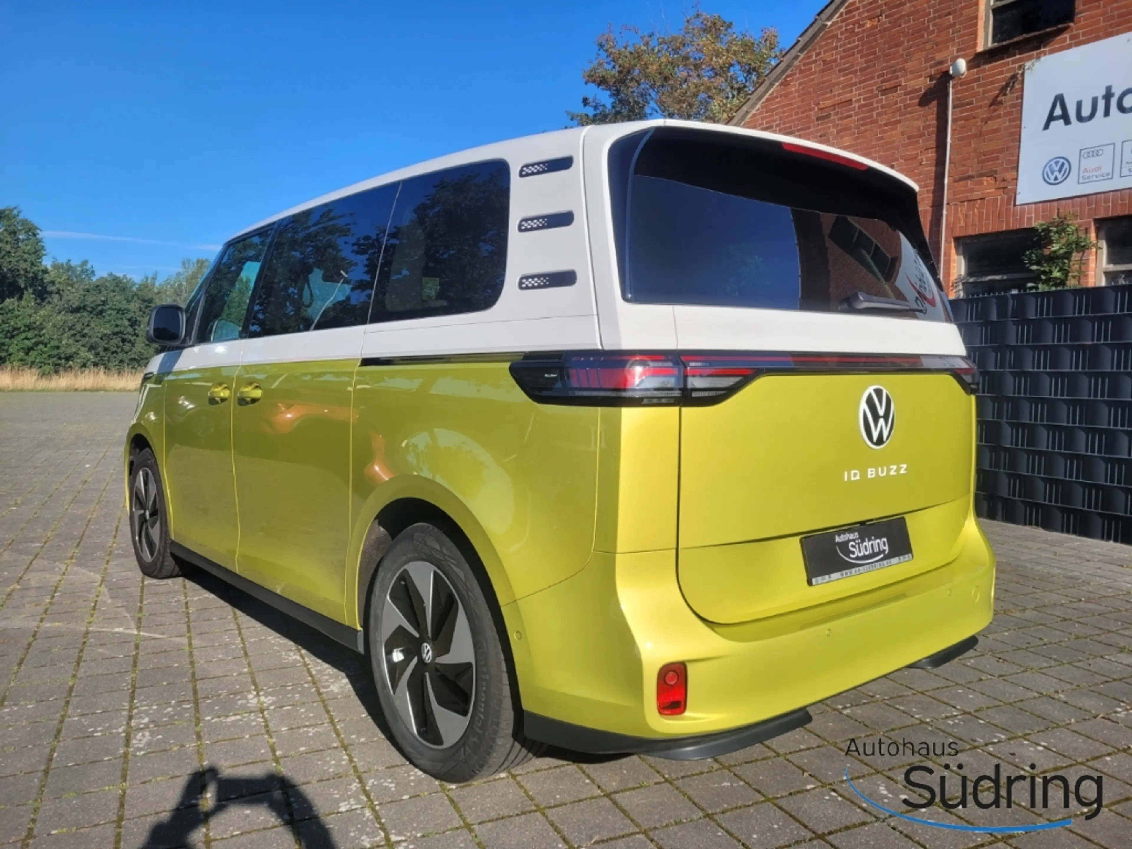 Volkswagen ID. Buzz Pro KR 77kWh StandHZG AHK AreaView — photo 9
