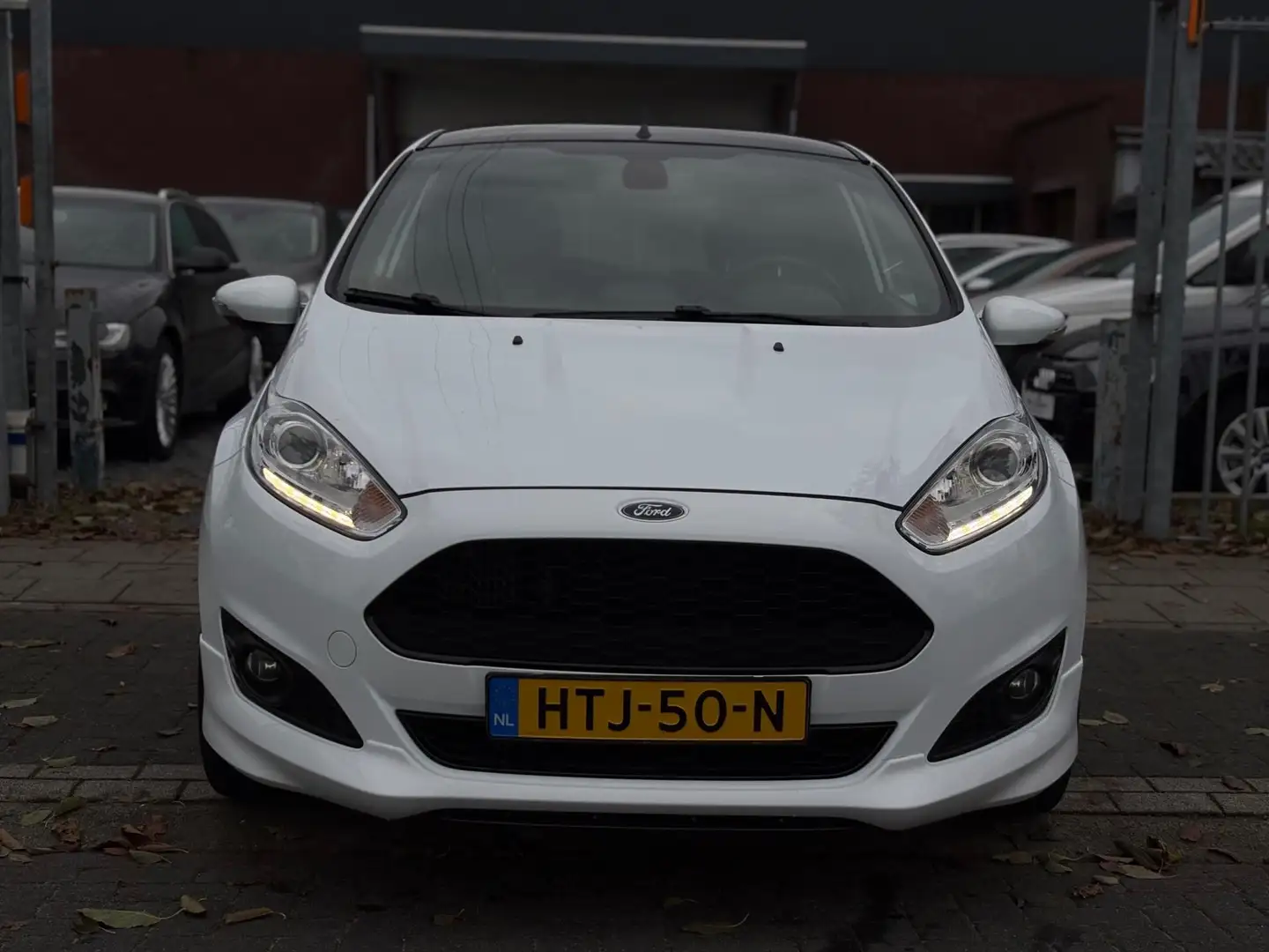 Ford Fiesta 1.0 EcoBoost ST-Line | LED | 17” LMV | Keyless ent Blanc - 2
