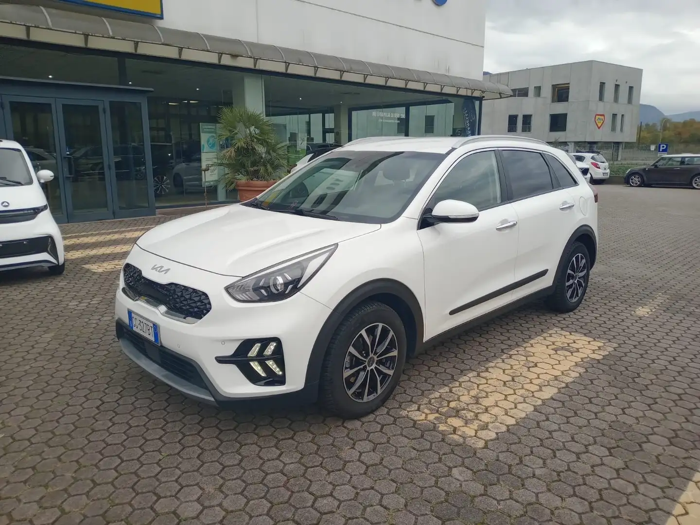 Kia Niro Niro I 2017 1.6 gdi hev Style s/Techno Pack dct Bianco - 1