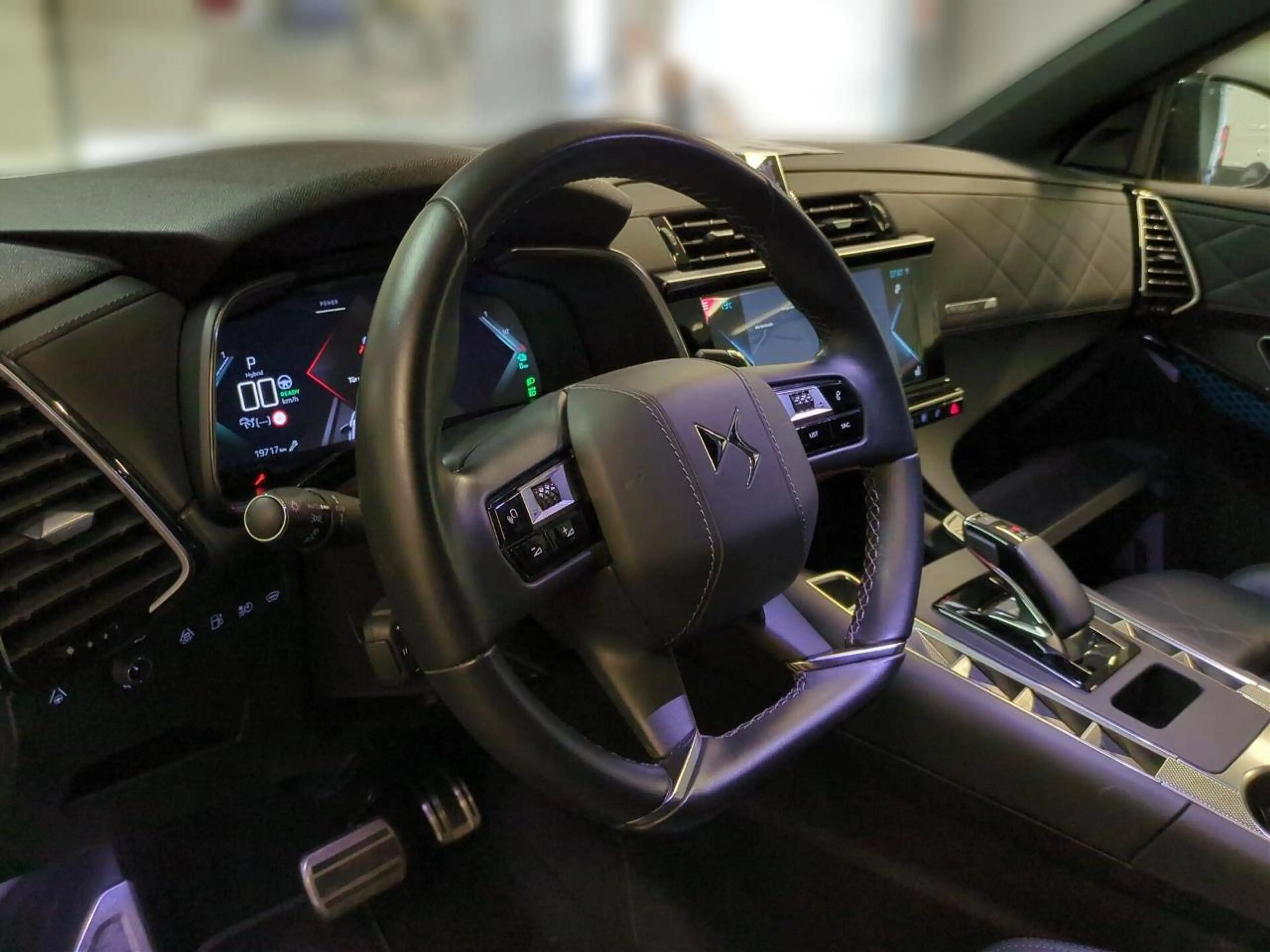 DS Automobiles DS 7 E-Tense 225 kW Rivoli 4x2 — photo 11