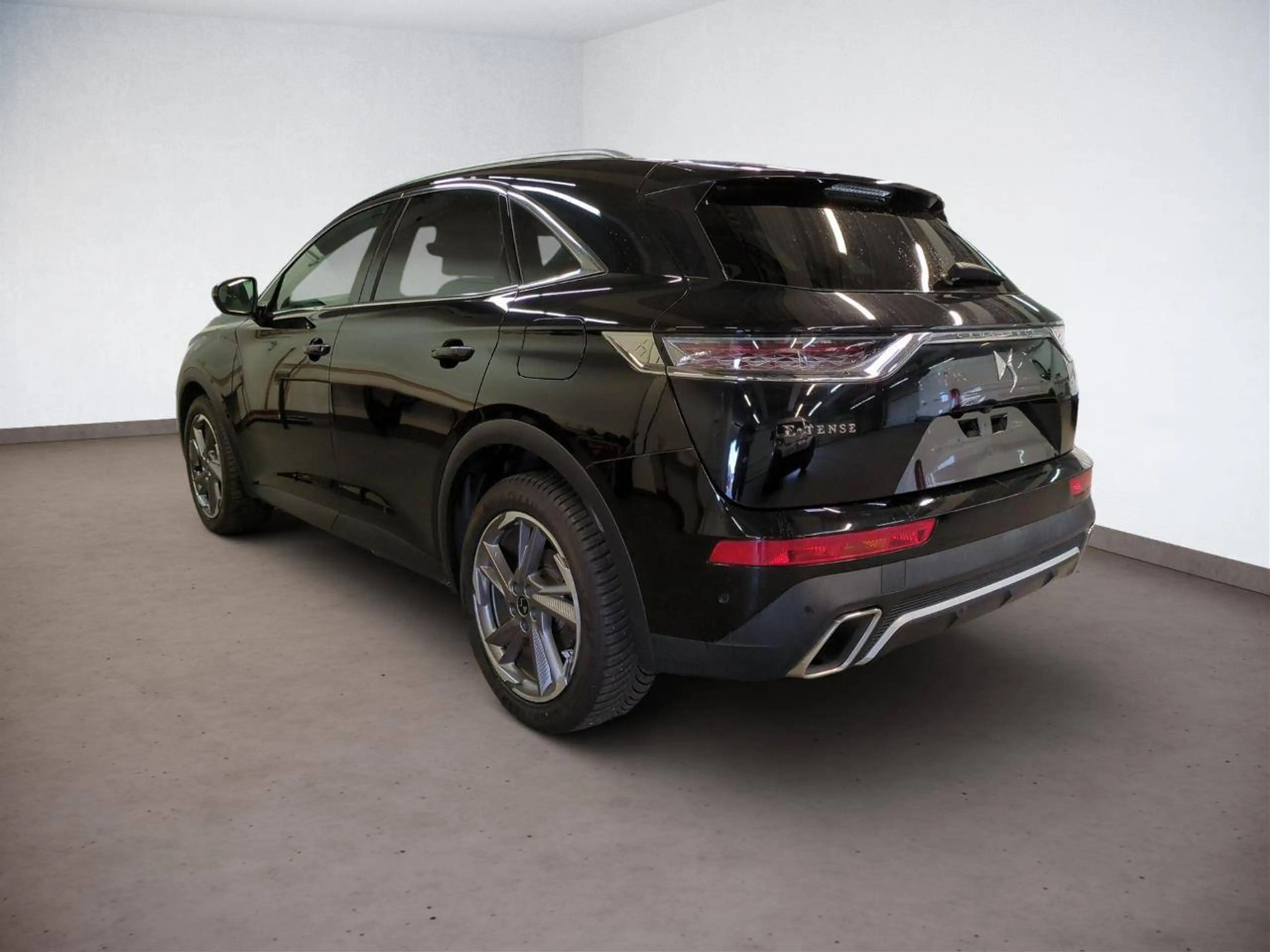DS Automobiles DS 7 E-Tense 225 kW Rivoli 4x2 — photo 4