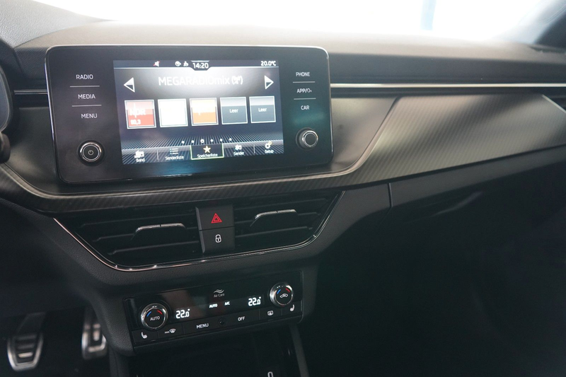 Skoda Scala Monte Carlo XENON / R-KAMERA / PDC — photo 13