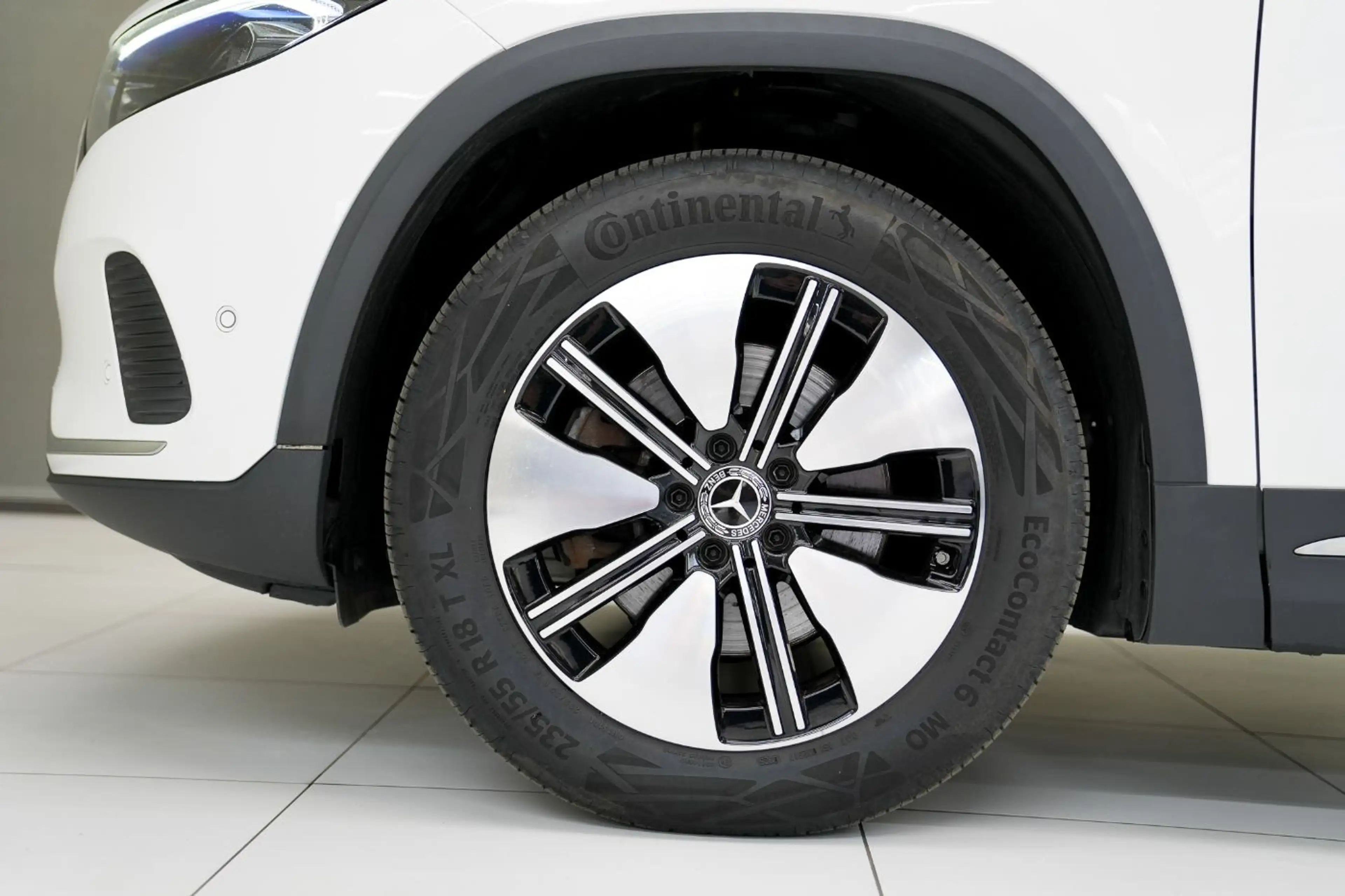 Mercedes-Benz EQA 250 KAM ParkAss. SpurH Navi KlimaA FLA LED — photo 4