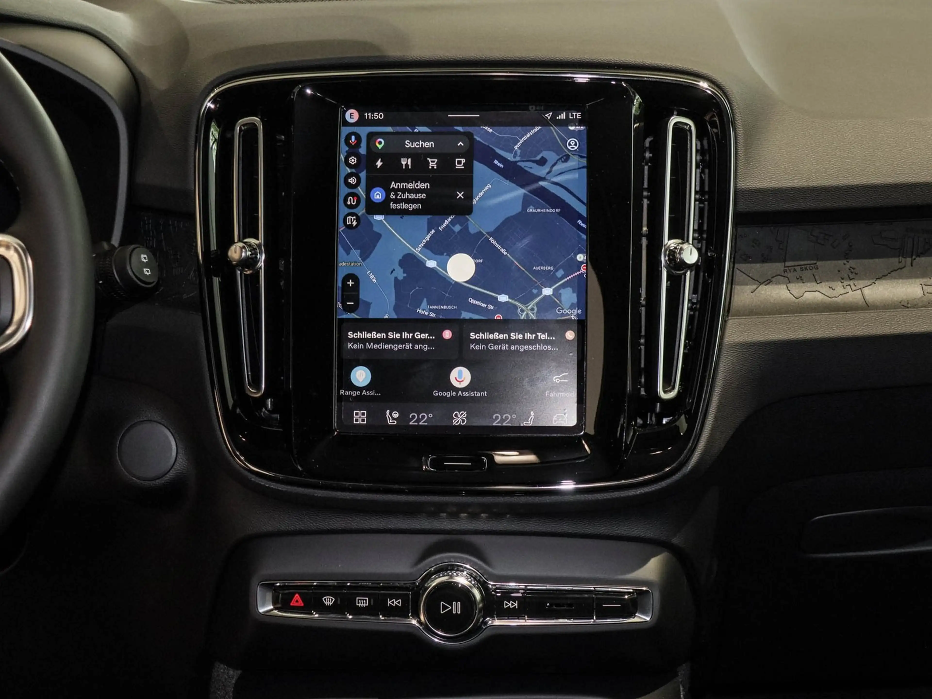 Volvo EX40 Plus Extended Range Winterpaket 360 Kamera — photo 8