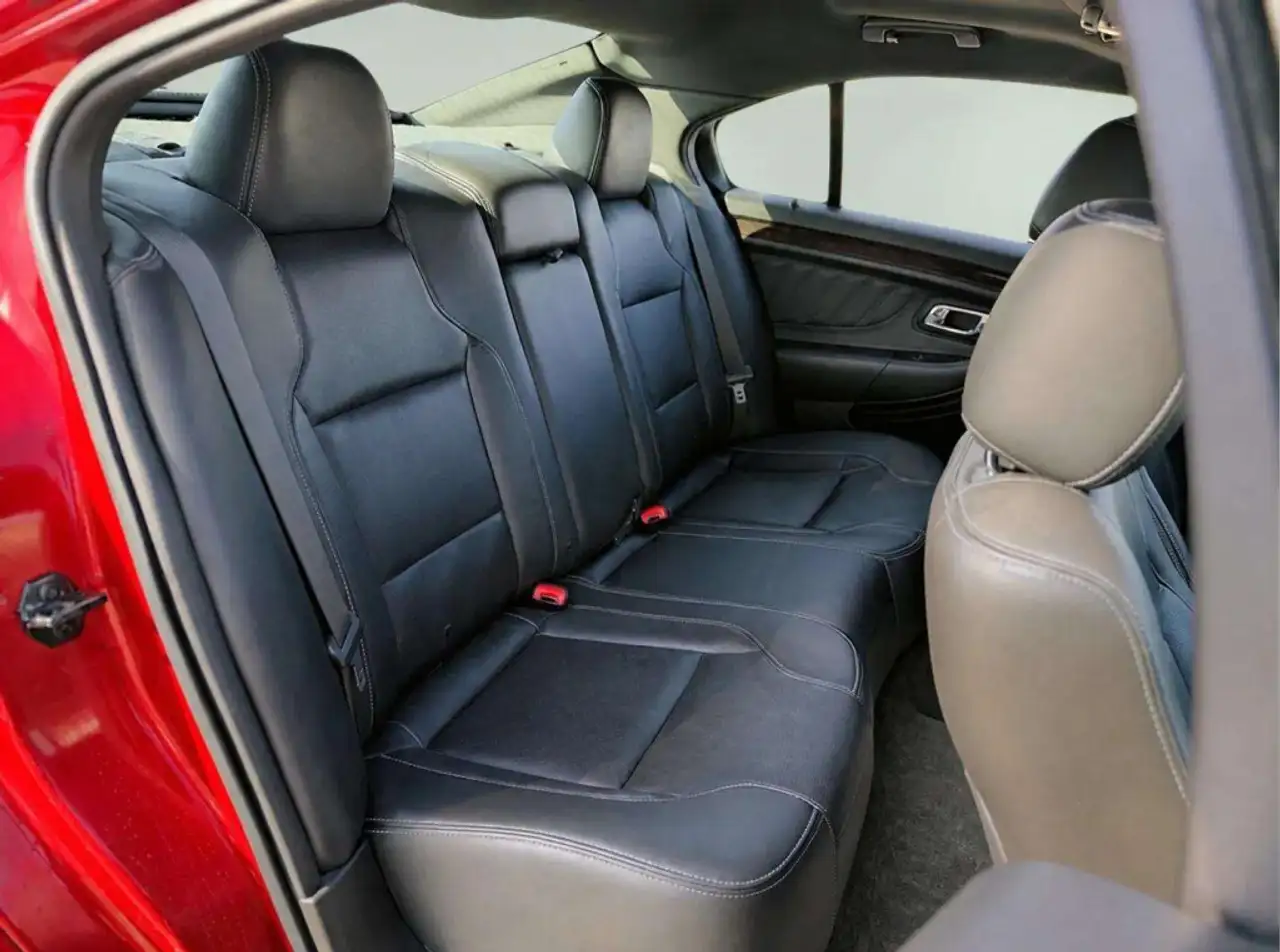 Ford Taurus photo Ford Taurus