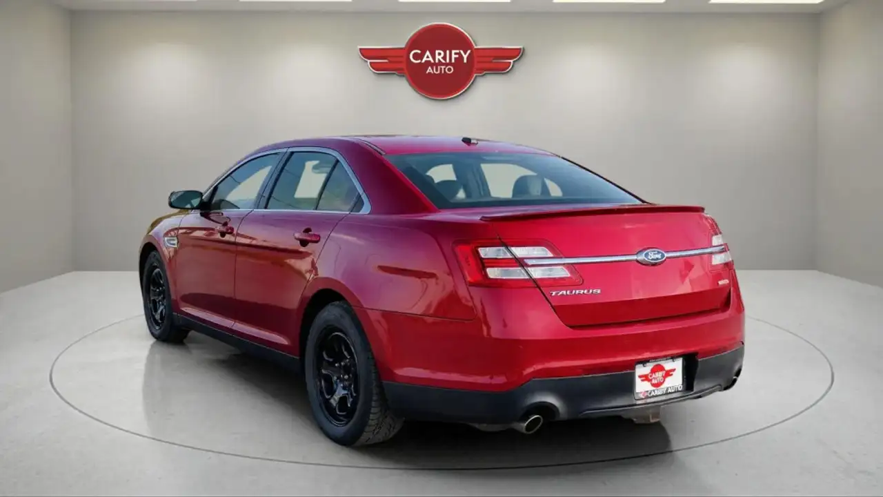 Ford Taurus photo Ford Taurus