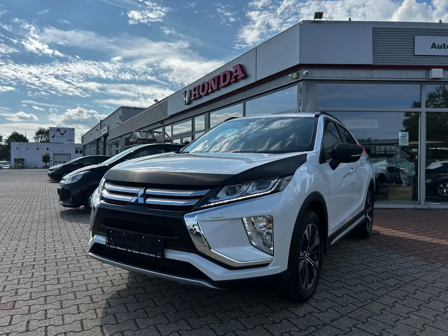 Mitsubishi Eclipse Cross Spirit+ 2WD Weiß - 1