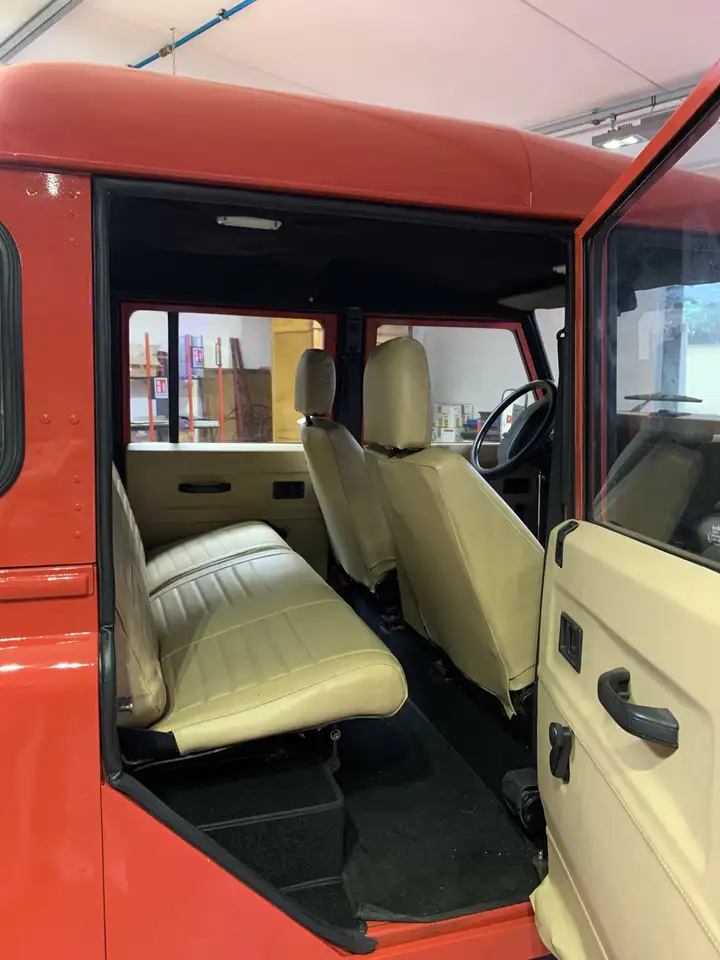 Land Rover Defender 130 Pick Up Asi, foto 6
