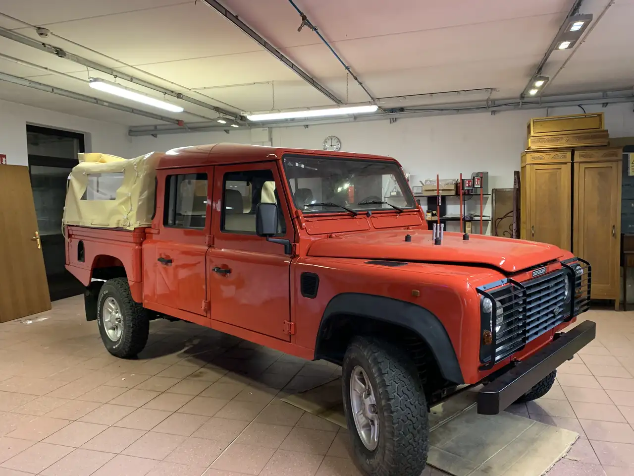 Land Rover Defender 130 Pick Up Asi, foto 4