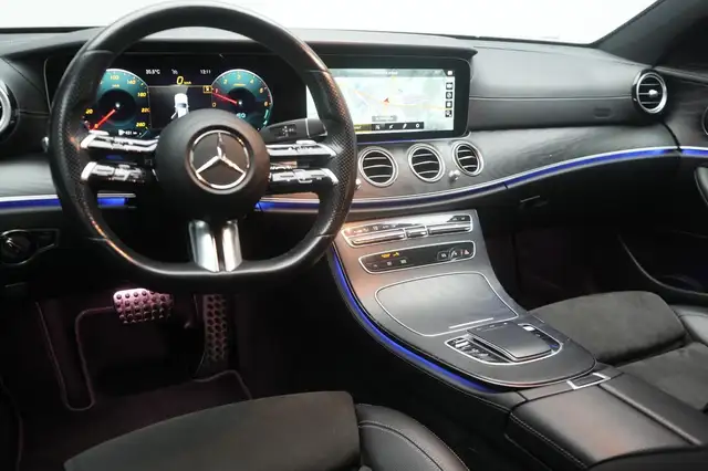 Mercedes-Benz E-Class view 13
