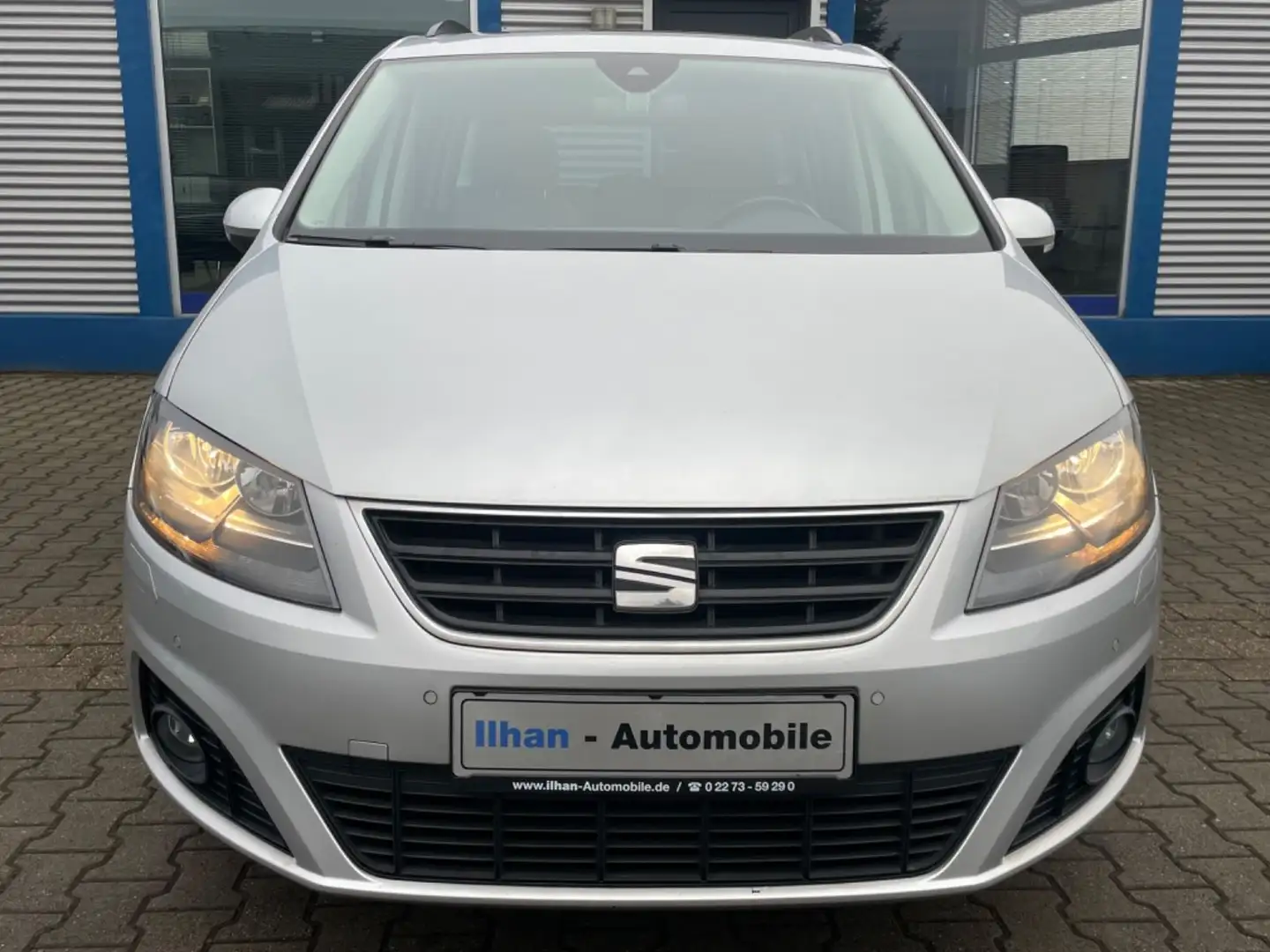 SEAT Alhambra Style*PANO*NAV*RCAM*PDC*ACC*TEMPO*7SITZ Silber - 2
