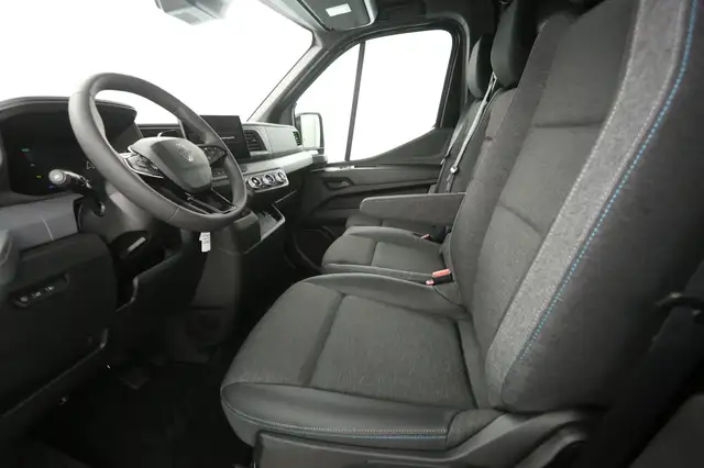 Renault Master view 24