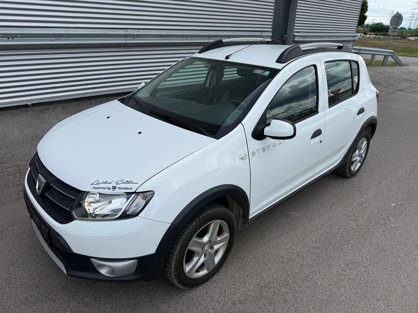 Dacia Sandero Stepway dCi 90 ID:113 Weiß - 1