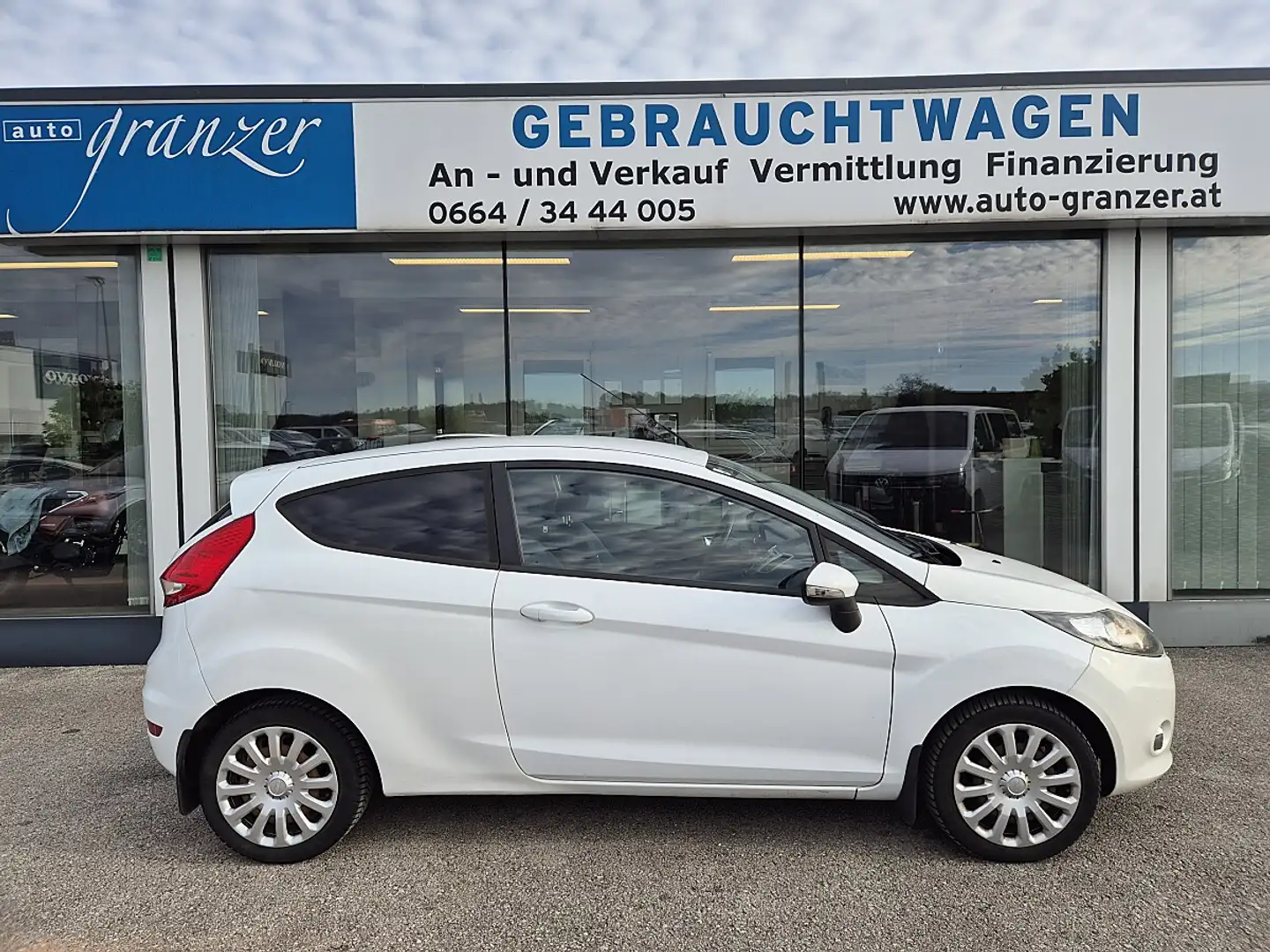 Ford Fiesta Trend 1,25 Weiß - 1