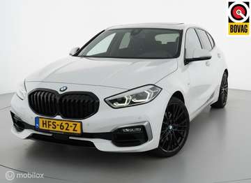 1-serie 118i M Sport|PANO|STOELVERW|LED|CARPLAY|CR