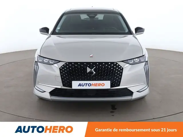 DS Automobiles DS 4 view 9