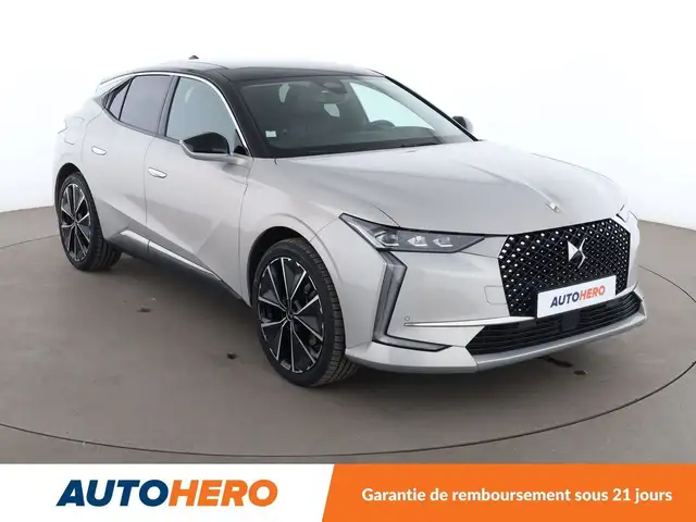 DS Automobiles DS 4 view 8
