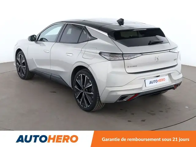 DS Automobiles DS 4 view 4