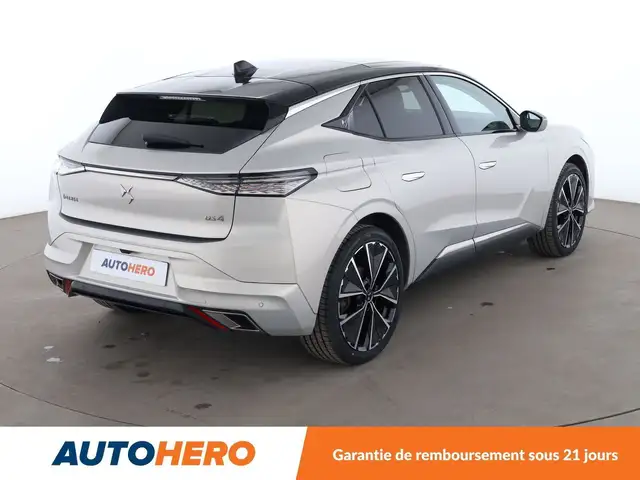 DS Automobiles DS 4 view 6