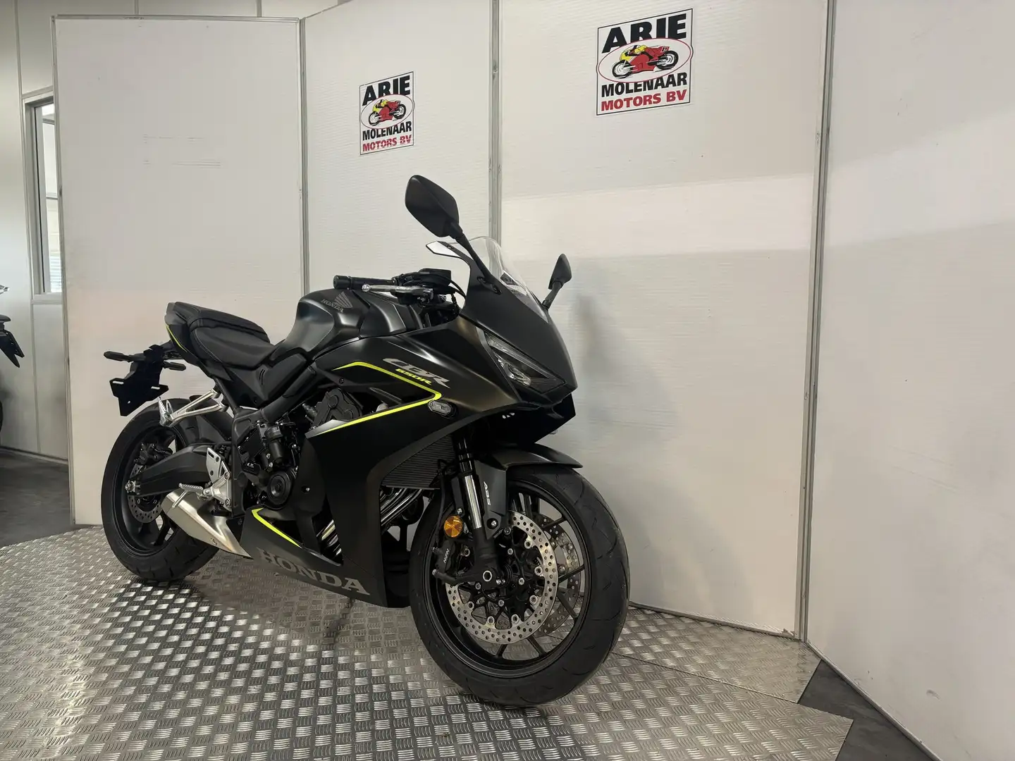 Honda CBR 650 R E clutch Fekete - 2