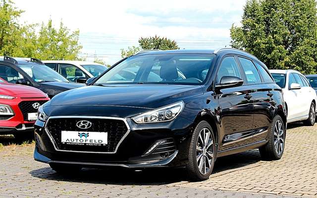 Imagine Hyundai i30 1.6 CRDi Trend/VOLLSHEFT/SHZ/KLIMA/BT/