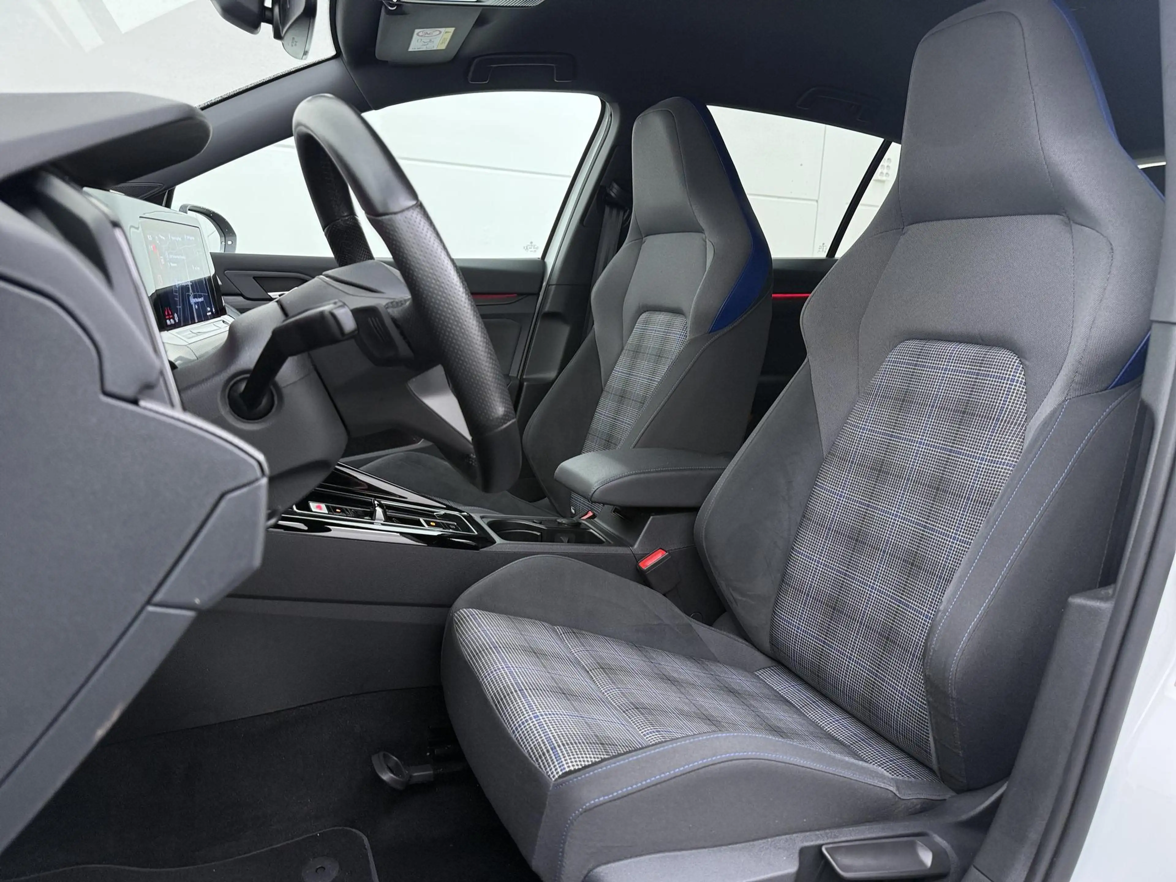 Volkswagen Golf GTE 1.4 eHybrid | Camera | ACC | Stuur-/Stoelverwarmin — photo 4