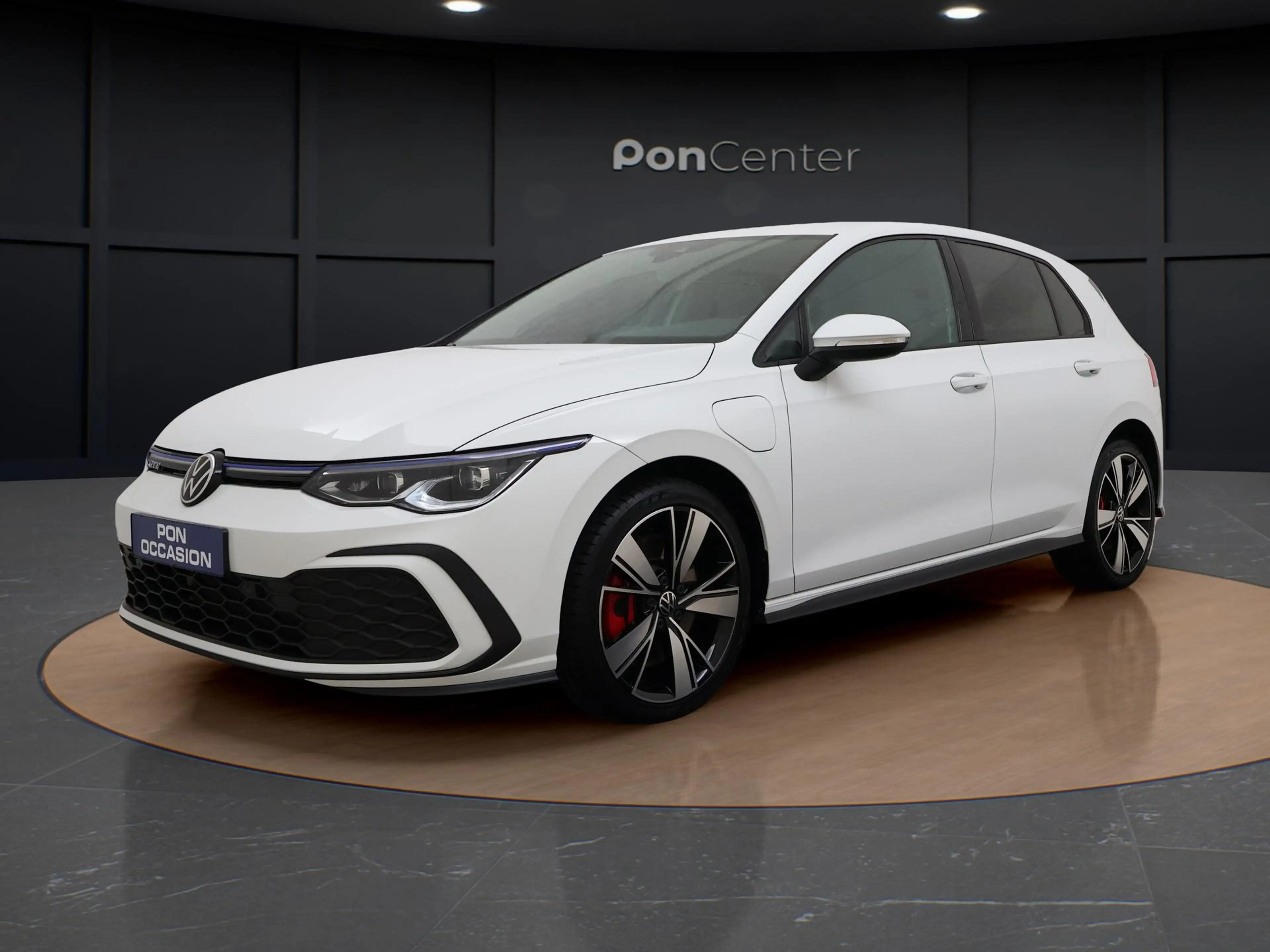 Volkswagen Golf GTE 1.4 eHybrid | Camera | ACC | Stuur-/Stoelverwarmin — photo 13