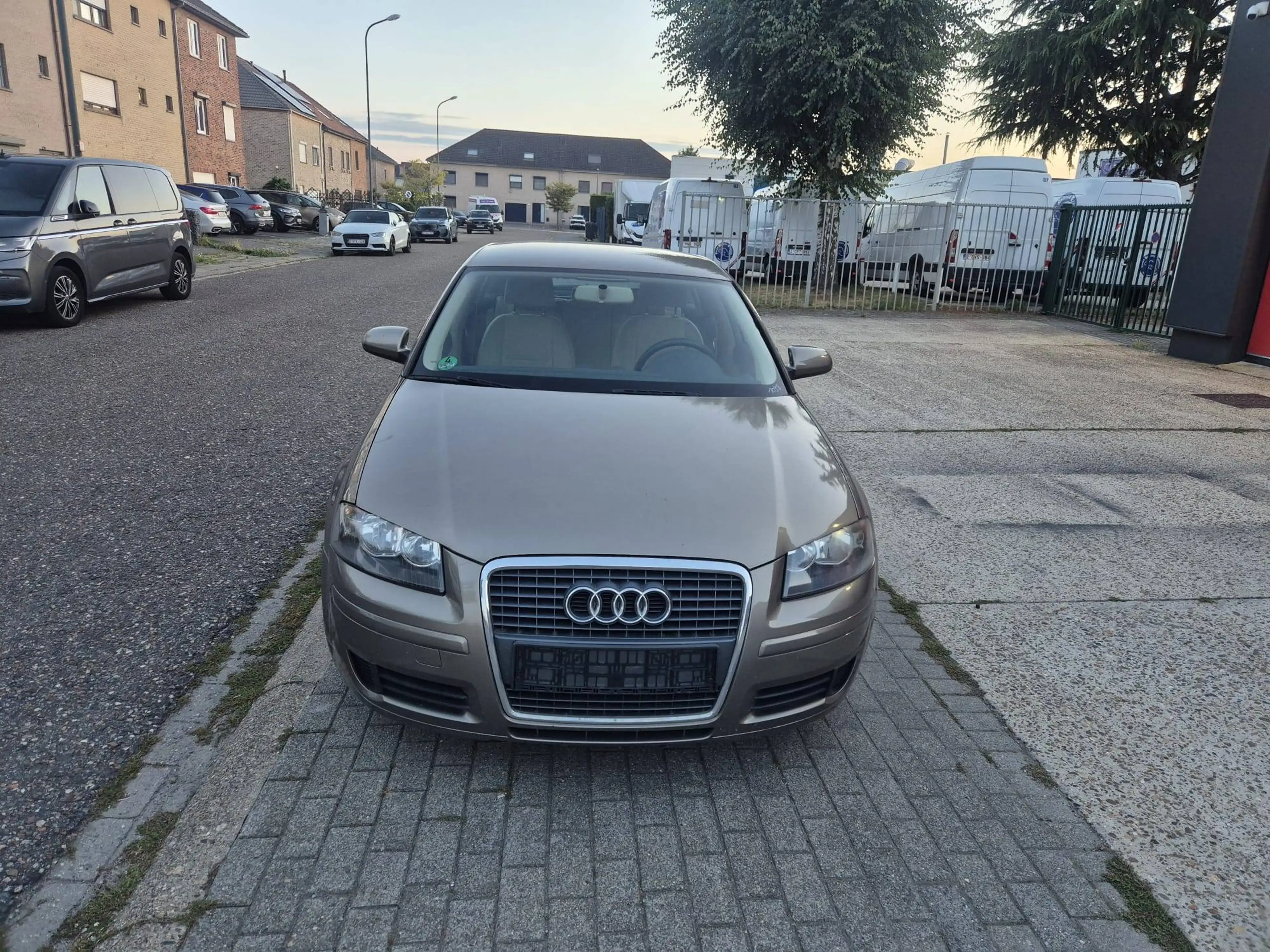 Audi A3 Sportback 1.6i - Airco - Cruise Controle - Parkingssensoren — photo 2